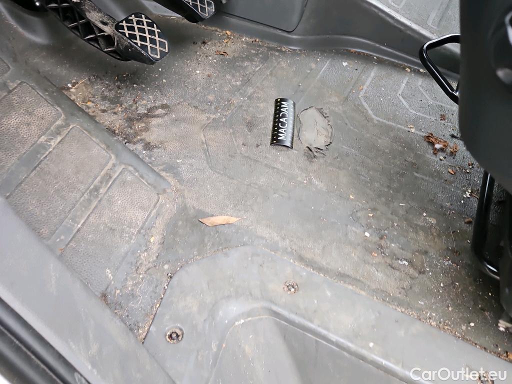  Volkswagen  Crafter  Fourgon Fourgon 30 mittlerer Radstand mit Hochdach FWD 2.0 #79