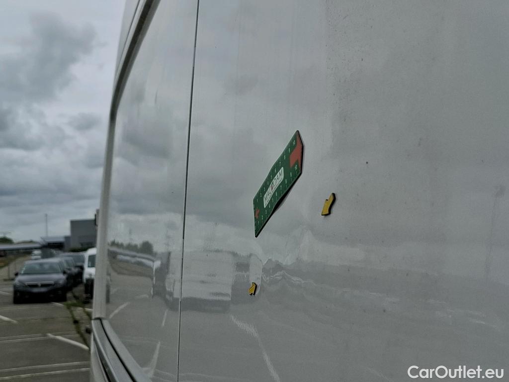  Volkswagen  Crafter  Fourgon Fourgon 30 mittlerer Radstand mit Hochdach FWD 2.0 #53
