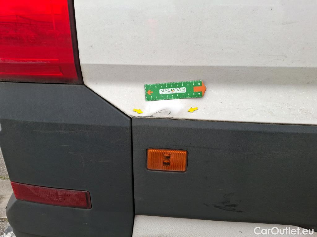  Volkswagen  Crafter  Fourgon Fourgon 30 mittlerer Radstand mit Hochdach FWD 2.0 #36