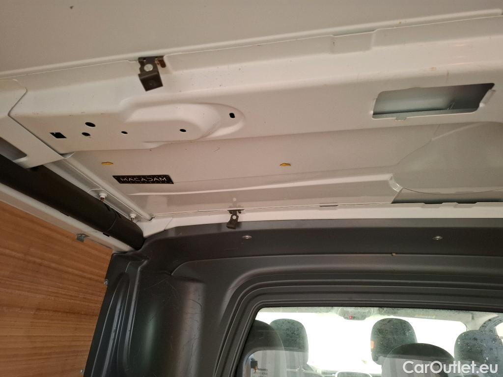  Renault  Trafic RENAULT  VU 4p Fourgon CA GCF L1H1 1200 Energy dCi 125 E6 #1