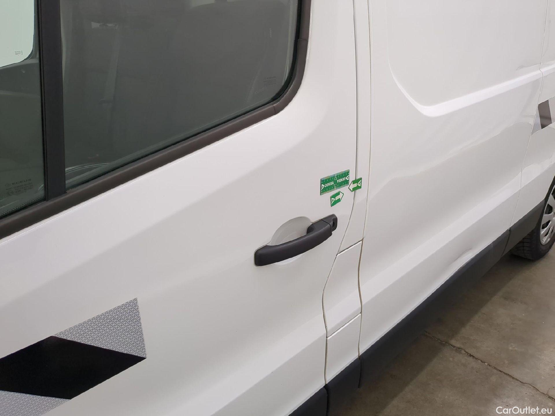  Renault  Trafic RENAULT  VU 4p Fourgon FG GCFL2H1 1200 dCi95 Stop&Start E6 #42