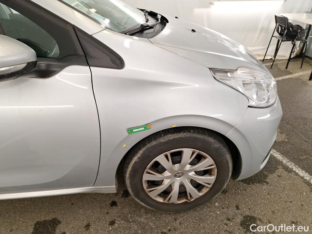  Peugeot  208  Affaire Premium Pack 1.2 PureTech 80CV BVM5 E6 #20