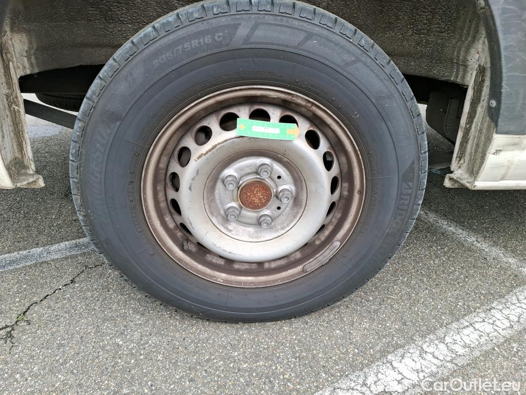  Volkswagen  Crafter  Fourgon Fourgon 30 mittlerer Radstand mit Hochdach FWD 2.0 #132