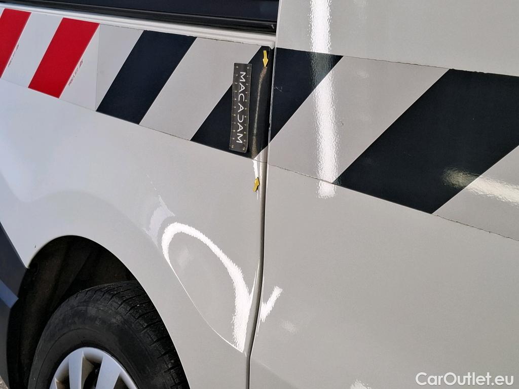  Renault  Trafic RENAULT  VU 4p Fourgon CA GCF L1H1 1200 Energy dCi 125 E6 #6