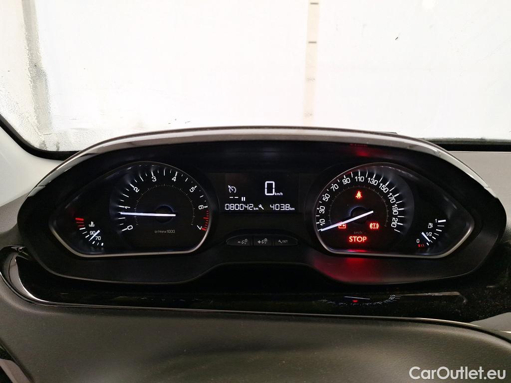  Peugeot  208  Affaire Premium Pack 1.2 PureTech 80CV BVM5 E6 #48