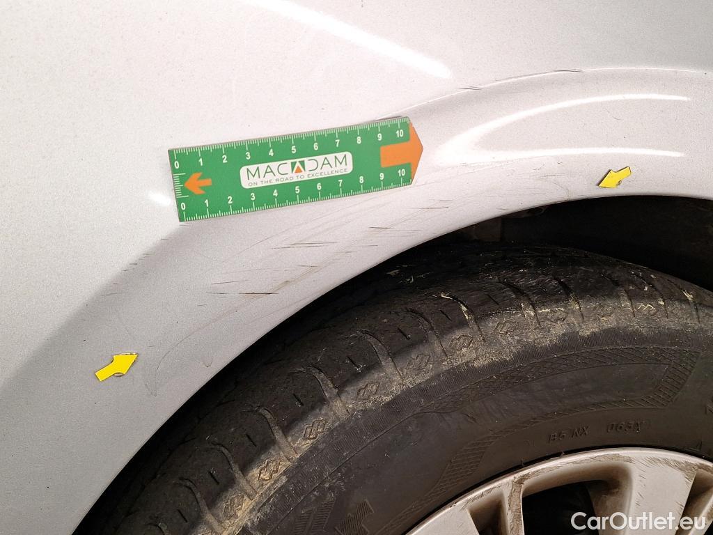  Peugeot  208  Affaire Premium Pack 1.2 PureTech 80CV BVM5 E6 #22