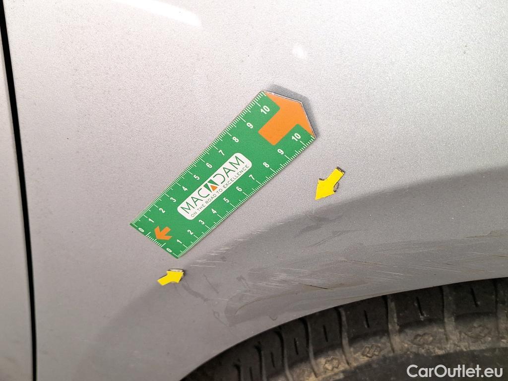  Peugeot  208  Affaire Premium Pack 1.2 PureTech 80CV BVM5 E6 #23