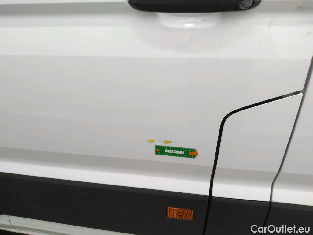  Volkswagen  Crafter VOLKSWAGEN  / 2017 / 4P / Fourgon tôlé 2.0 TDI 140 35 L4H3 Procab Business Line #77