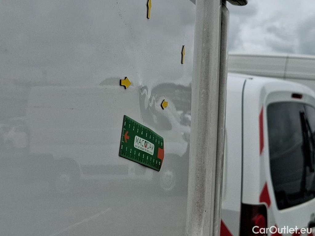  Volkswagen  Crafter  Fourgon Fourgon 30 mittlerer Radstand mit Hochdach FWD 2.0 #77