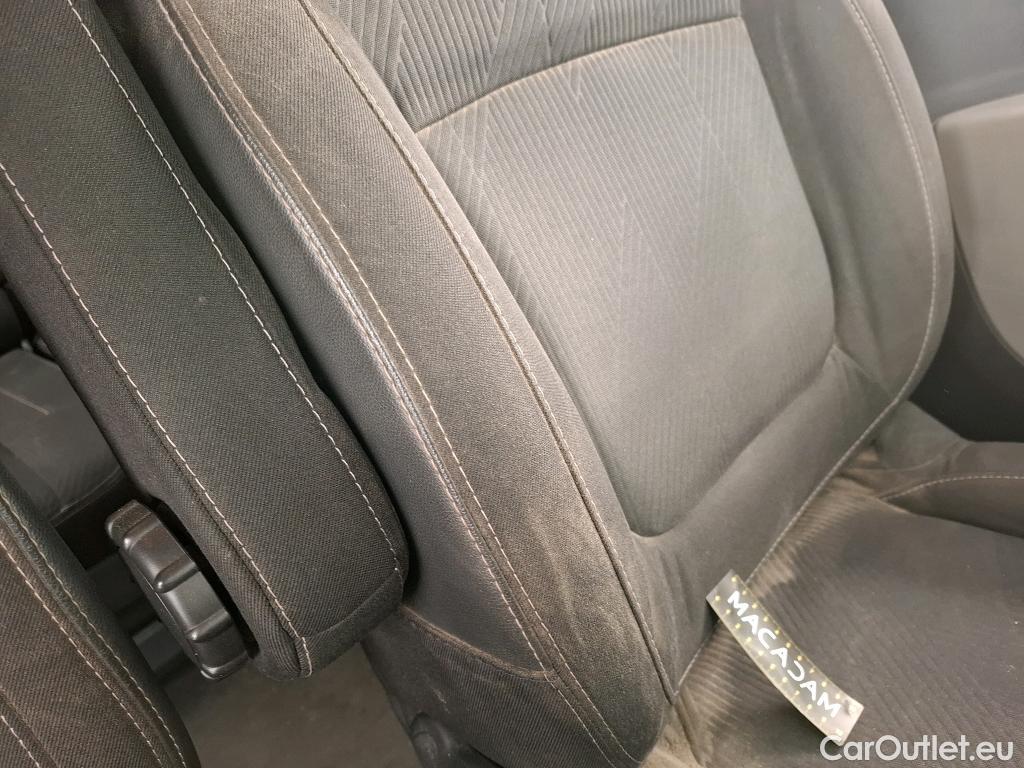  Renault  Trafic RENAULT  VU 4p Fourgon CA GCF L1H1 1200 Energy dCi 125 E6 #21