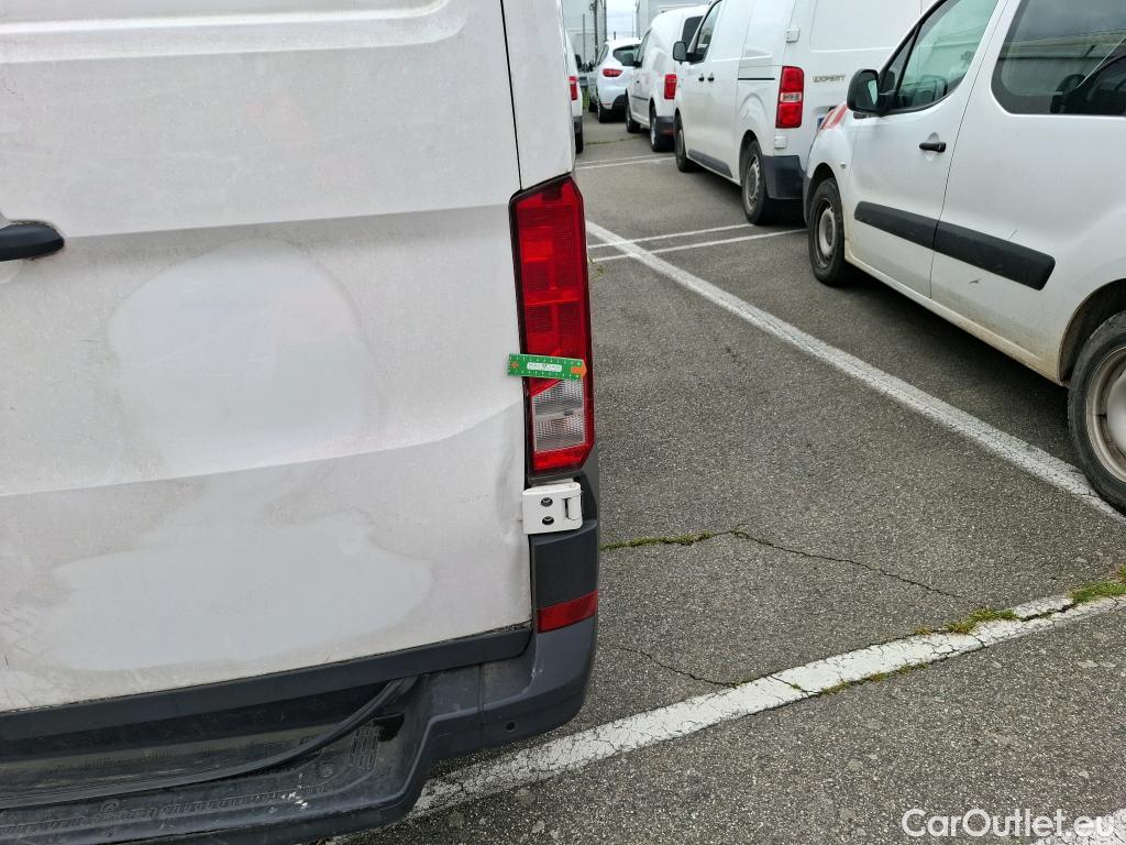  Volkswagen  Crafter  Fourgon Fourgon 30 mittlerer Radstand mit Hochdach FWD 2.0 #107