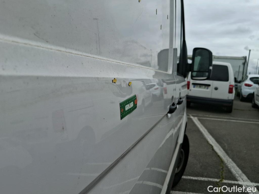  Volkswagen  Crafter  Fourgon Fourgon 30 mittlerer Radstand mit Hochdach FWD 2.0 #64