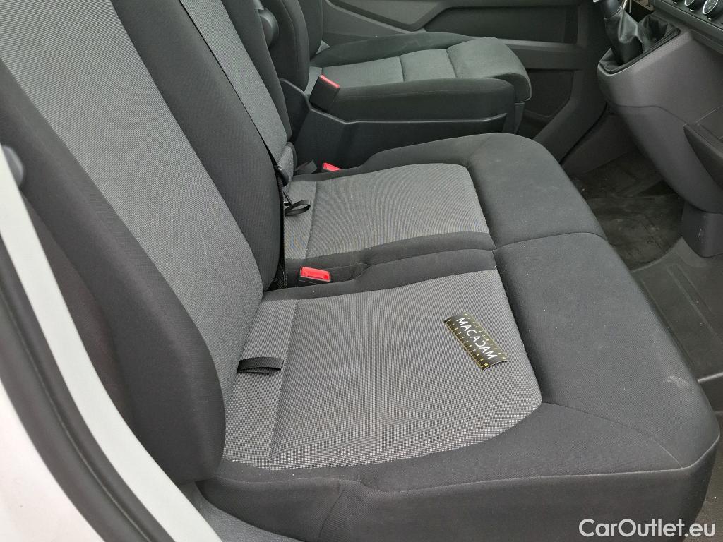  Volkswagen  Crafter  Fourgon Fourgon 30 mittlerer Radstand mit Hochdach FWD 2.0 #127