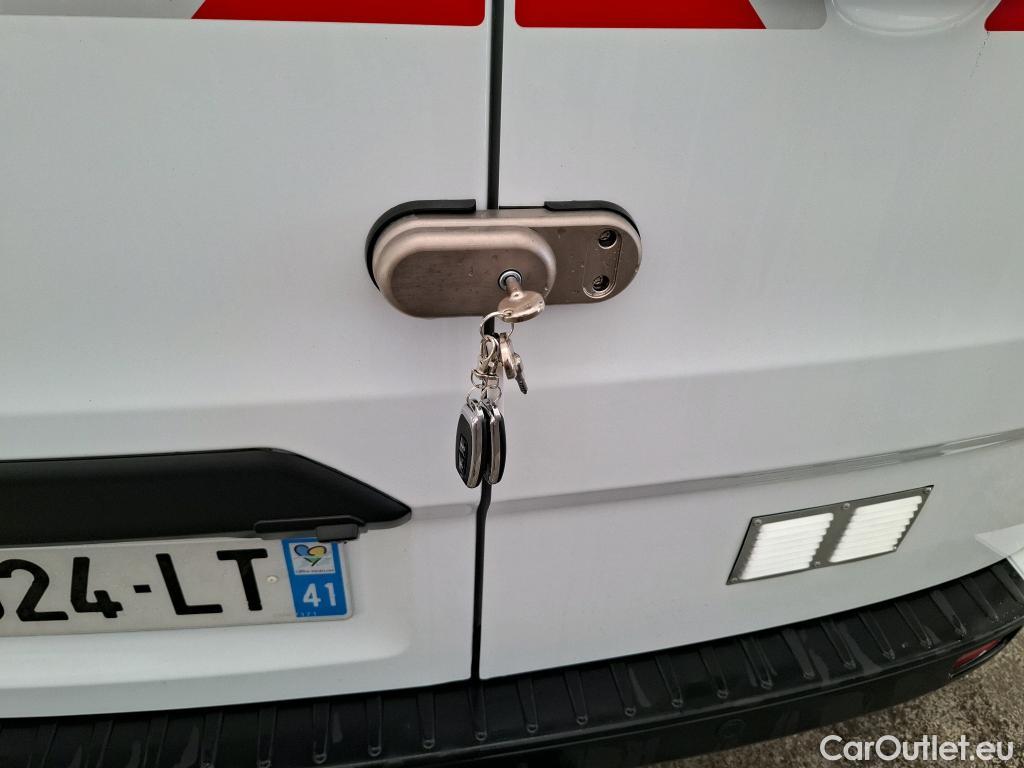 Ford  Transit FORD  Custom / 2018 / 4P / Fourgon tôlé 2.0 ECOBLUE 130 MHEV 280 L1H1 T.BUSINESS #1