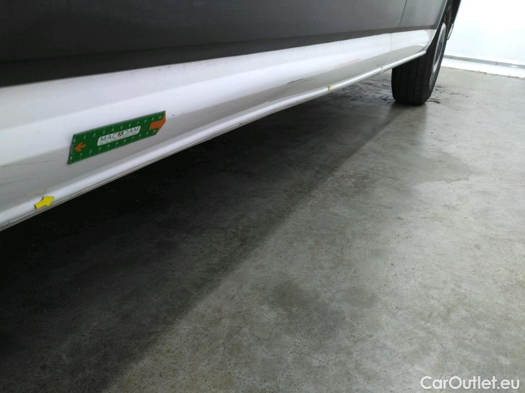  Volkswagen  Crafter VOLKSWAGEN  / 2017 / 4P / Fourgon tôlé 2.0 TDI 140 35 L4H3 Procab Business Line #11