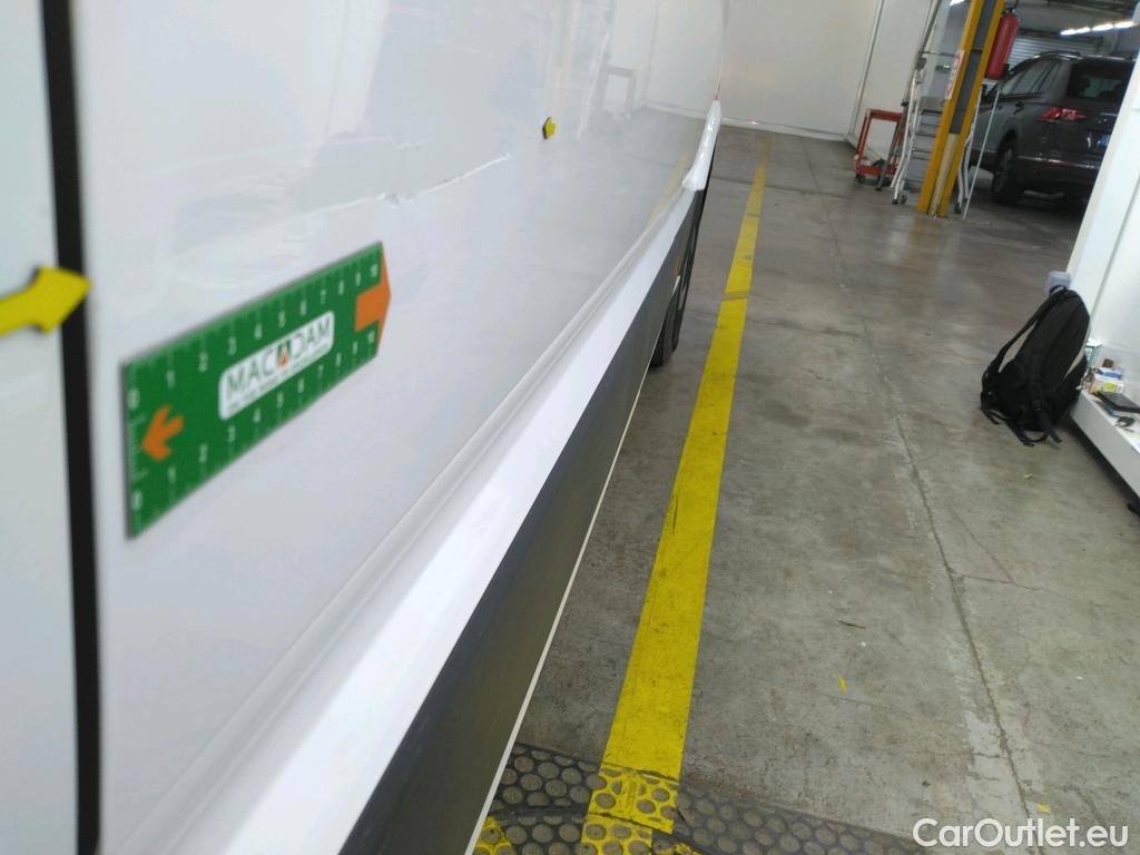  Volkswagen  Crafter VOLKSWAGEN  / 2017 / 4P / Fourgon tôlé 2.0 TDI 140 35 L4H3 Procab Business Line #26