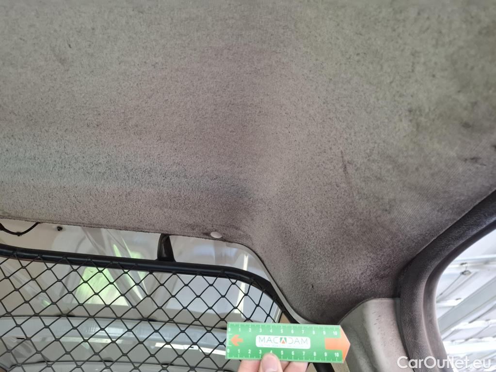  Renault  Kangoo  Express Générique (L1) 1.2 TCe 115CV BVM6 E5 / POUSSIERE DE FER / NETTOYAGE OU PEINTURE COMPLETE #6