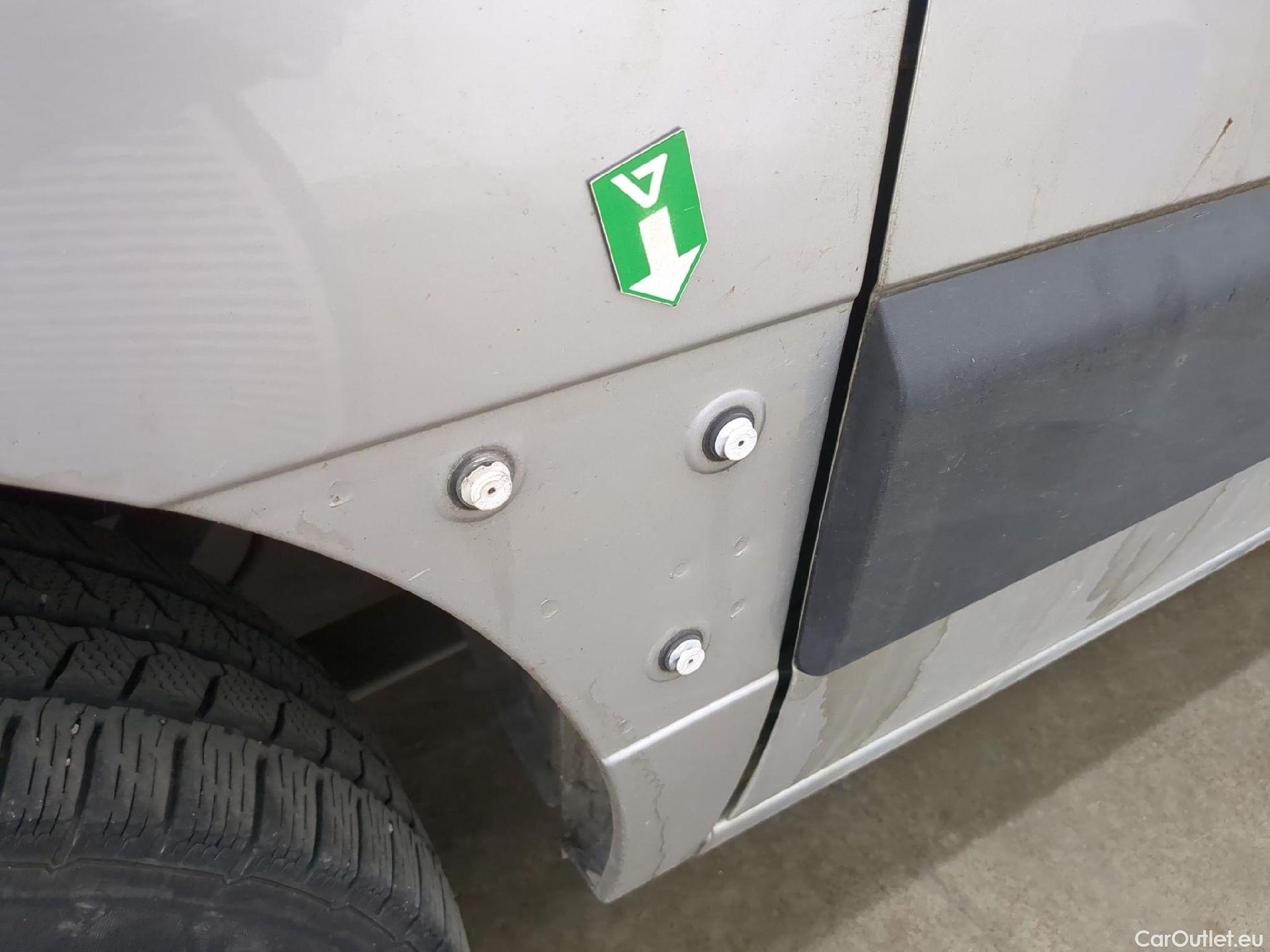  Renault  Master RENAULT  VU 4p Fourgon FG GCf Trac F3500 L1H2 Energy dCi 145 E6 #12