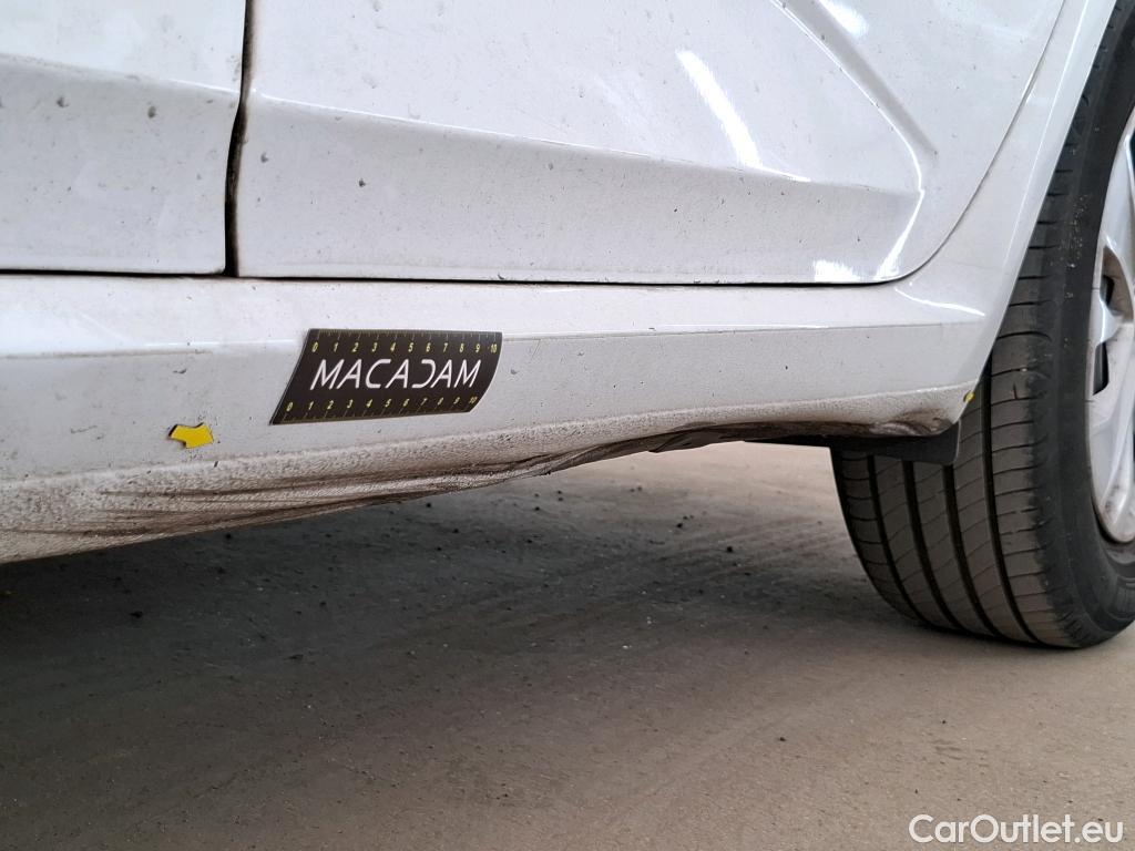  Renault  Megane  IV Berline 5pt. Société Air 1.5 dCi 90CV BVM6 E6 #27