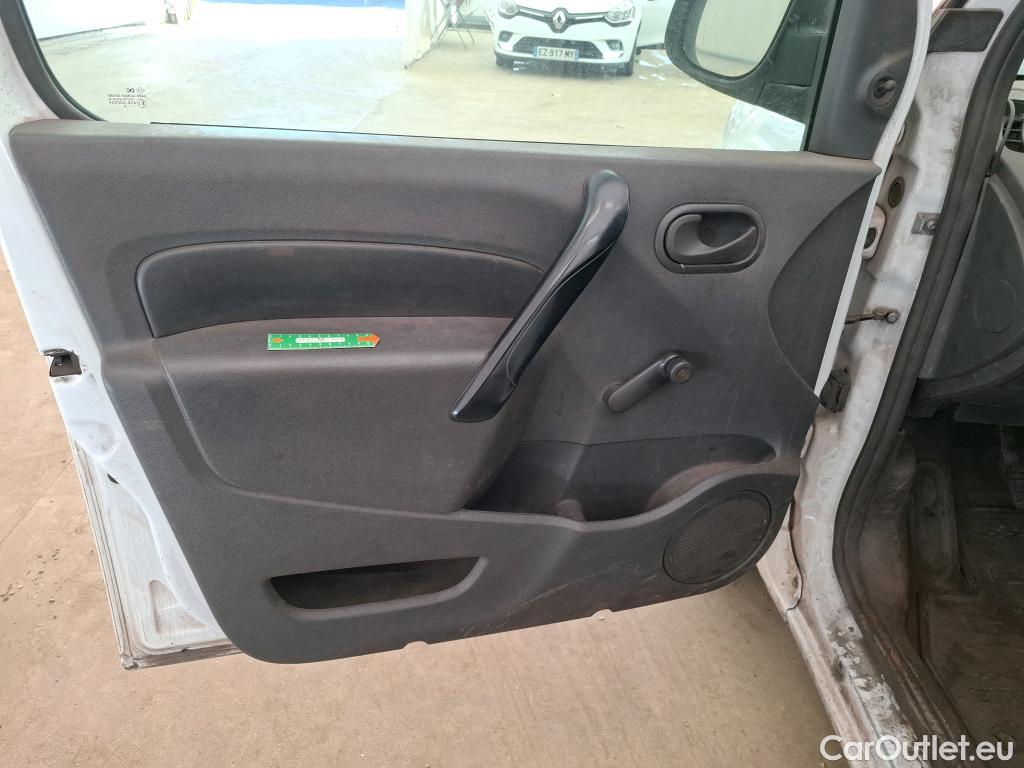  Renault  Kangoo  Express Générique (L1) 1.2 TCe 115CV BVM6 E5 / POUSSIERE DE FER / NETTOYAGE OU PEINTURE COMPLETE #55