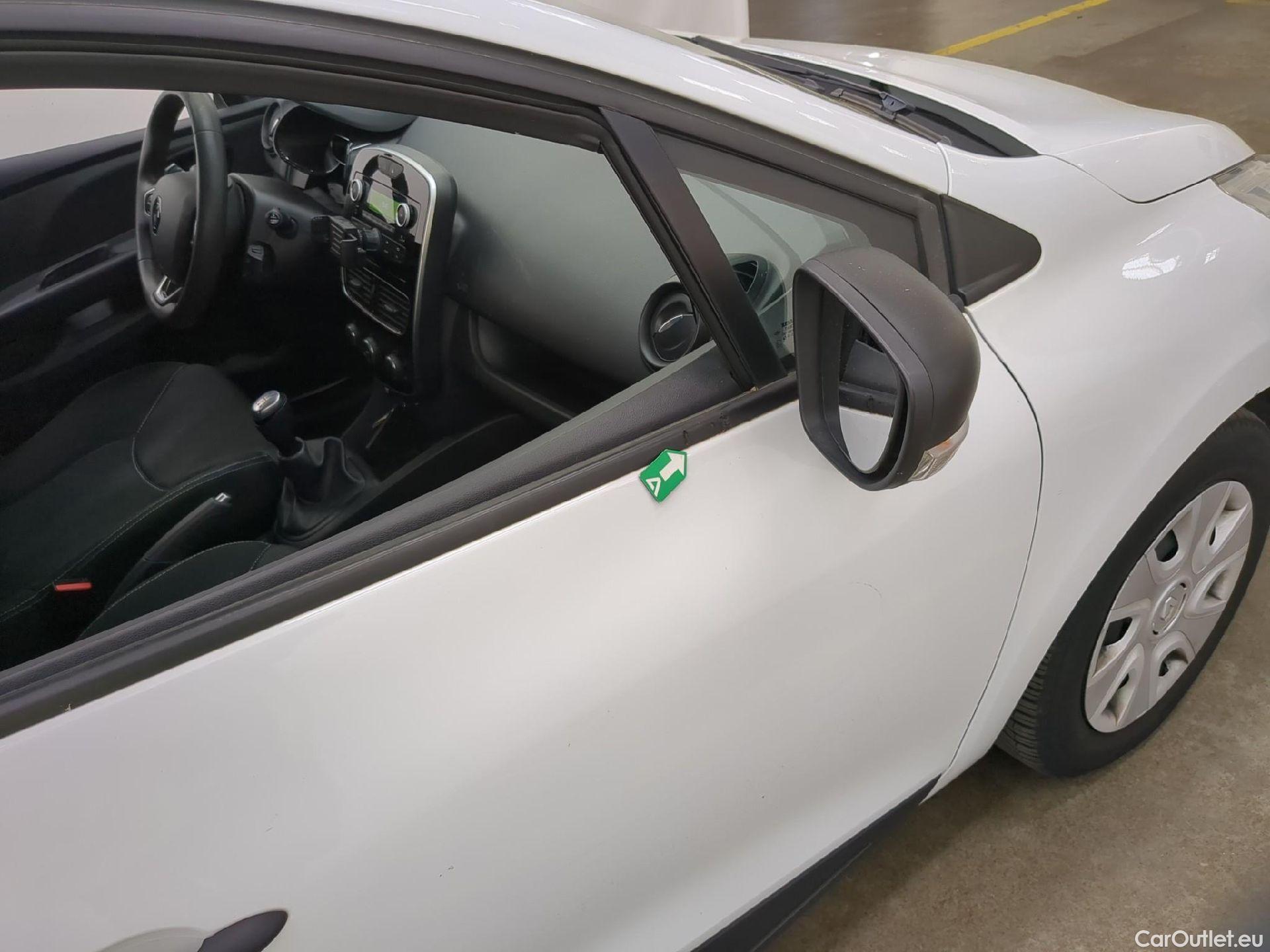  Renault  Clio  IV Air 1.5 dCi 75CV BVM5 E6 #9