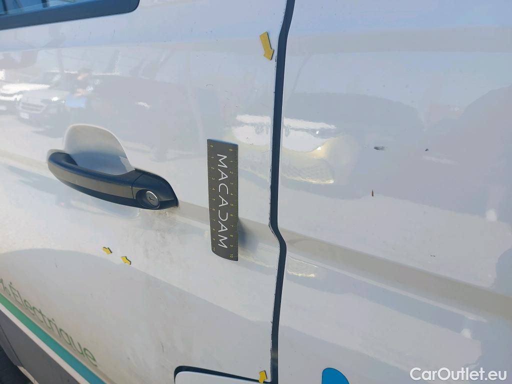  Volkswagen  Crafter  Fourgon e- 35 Fourgon mittellang Hochdach FWD 35kWh BVA #40