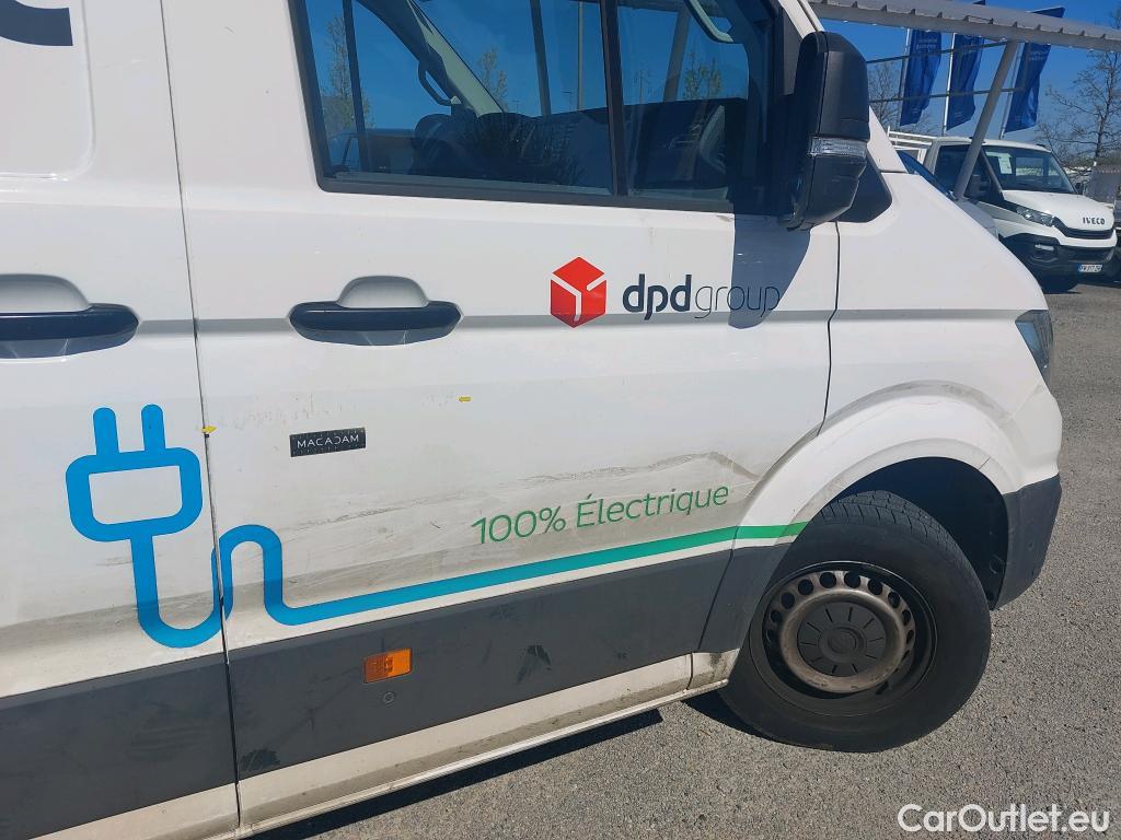  Volkswagen  Crafter  Fourgon e- 35 Fourgon mittellang Hochdach FWD 35kWh BVA #18