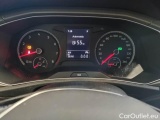  Volkswagen  T-ROC VOLKSWAGEN  / 2017 / 5P / SUV 1.5 TSI ACT BUSINESS DSG #4