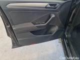  Volkswagen  T-ROC VOLKSWAGEN  / 2017 / 5P / SUV 1.5 TSI ACT BUSINESS DSG #77