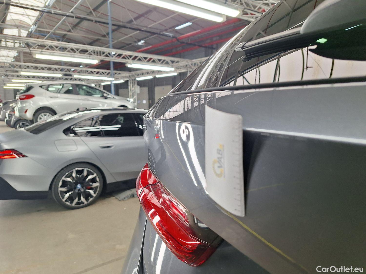  Bmw  Serie 3 BMW, 3-serie Touring '18, BMW 3 Reeks Touring 316dA (90 kW) 5d #17