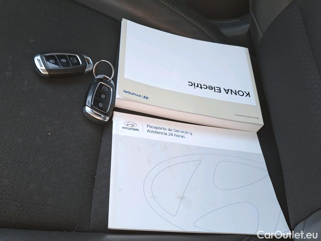  Hyundai  Konna HYUNDAI Kona / 2017 / 5P / todoterreno 150kW EV Tecno 484km #8