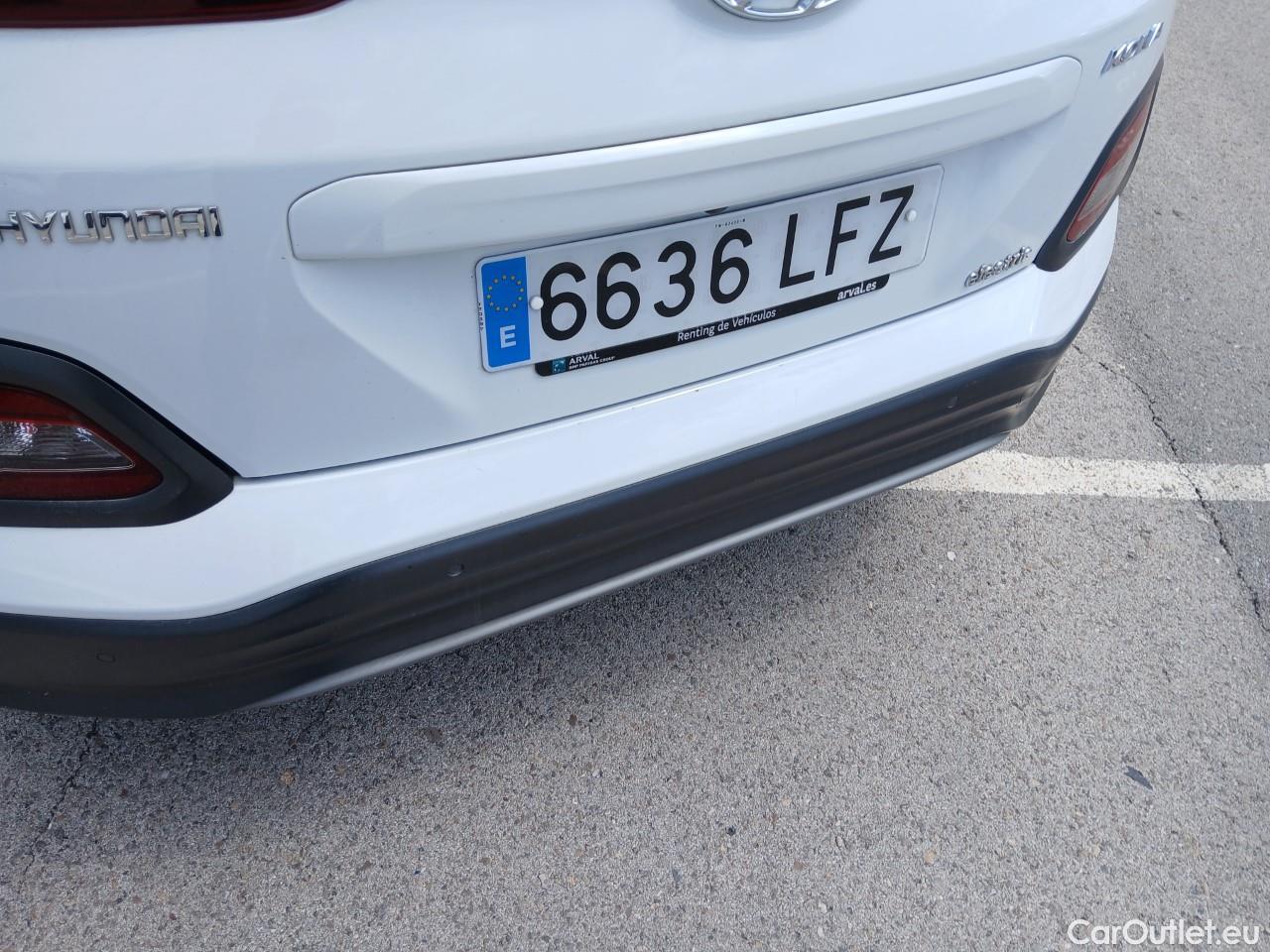  Hyundai  Konna HYUNDAI Kona / 2017 / 5P / todoterreno KONA EV 5P 150kW TECNO #19