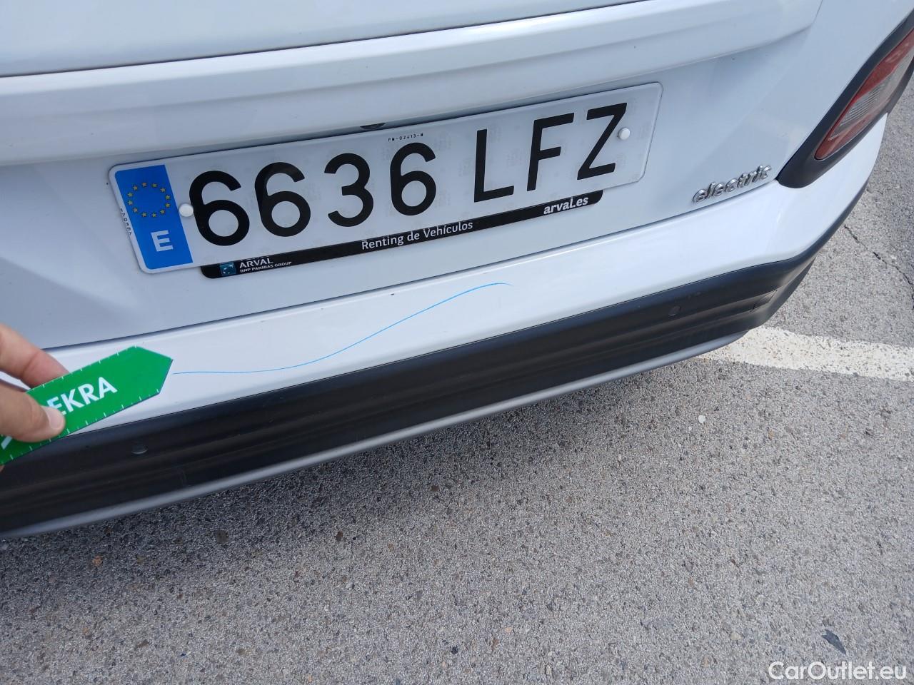  Hyundai  Konna HYUNDAI Kona / 2017 / 5P / todoterreno KONA EV 5P 150kW TECNO #20