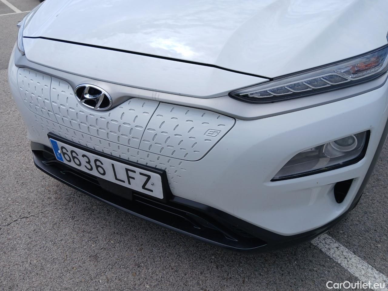  Hyundai  Konna HYUNDAI Kona / 2017 / 5P / todoterreno KONA EV 5P 150kW TECNO #5