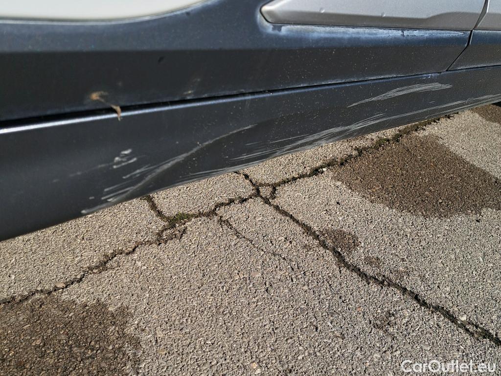  Hyundai  Konna HYUNDAI Kona / 2017 / 5P / todoterreno 150kW EV Tecno 484km #11