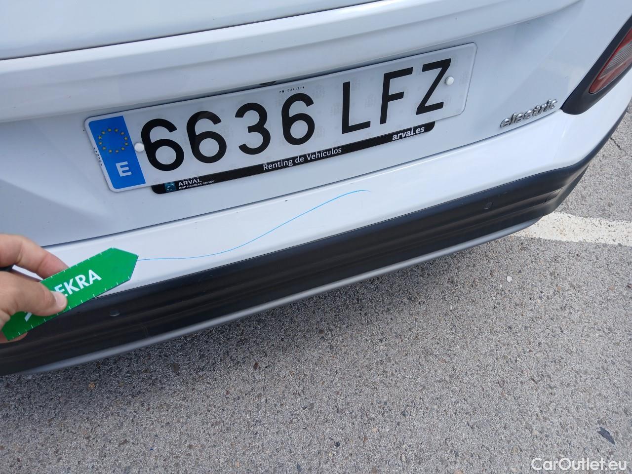  Hyundai  Konna HYUNDAI Kona / 2017 / 5P / todoterreno KONA EV 5P 150kW TECNO #18