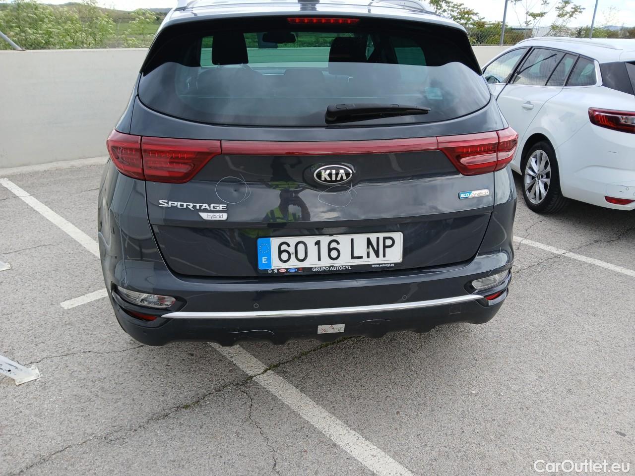  KIA  Sportage KIA  / 2018 / 5P / todoterreno 1.6 MHEV Drive Plus 100kW (136CV) 4x2 #24