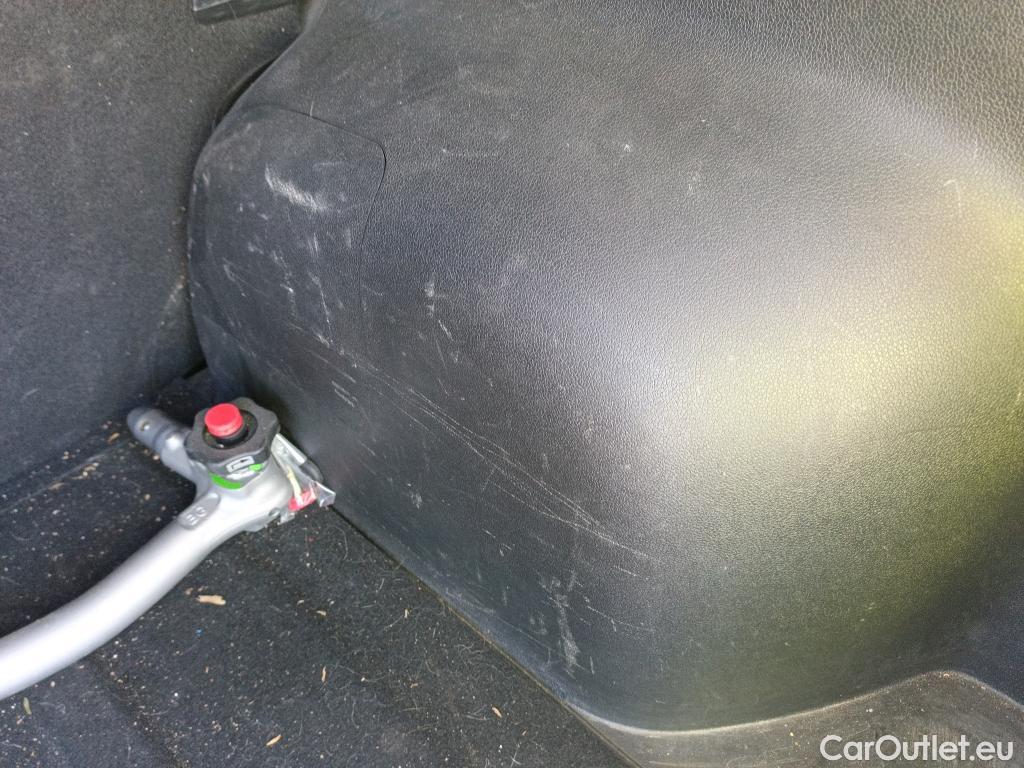  KIA  Niro  Drive 1.6 105CV AT6 E6d #15