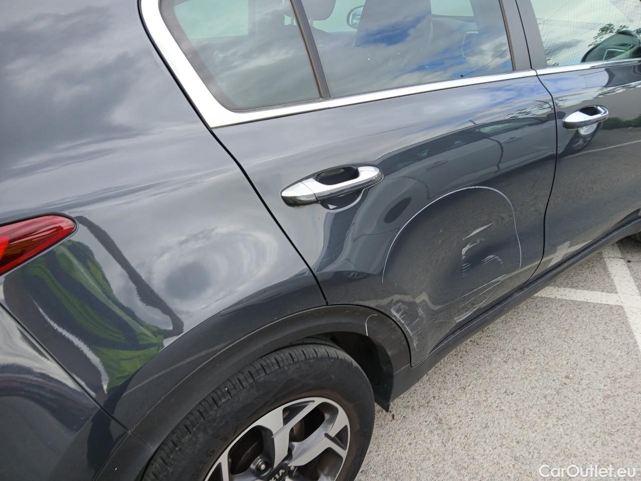 KIA  Sportage KIA  / 2018 / 5P / todoterreno 1.6 MHEV Drive Plus 100kW (136CV) 4x2 #38