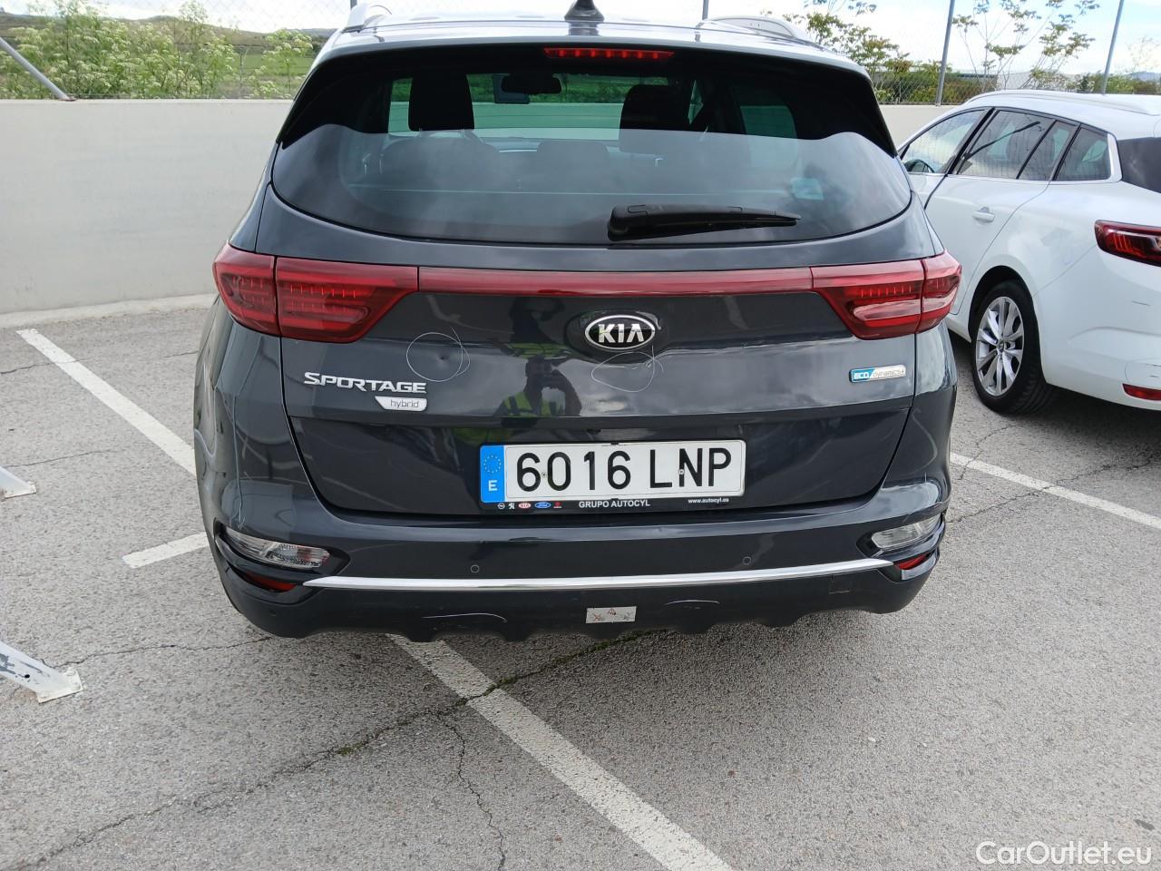  KIA  Sportage KIA  / 2018 / 5P / todoterreno 1.6 MHEV Drive Plus 100kW (136CV) 4x2 #26