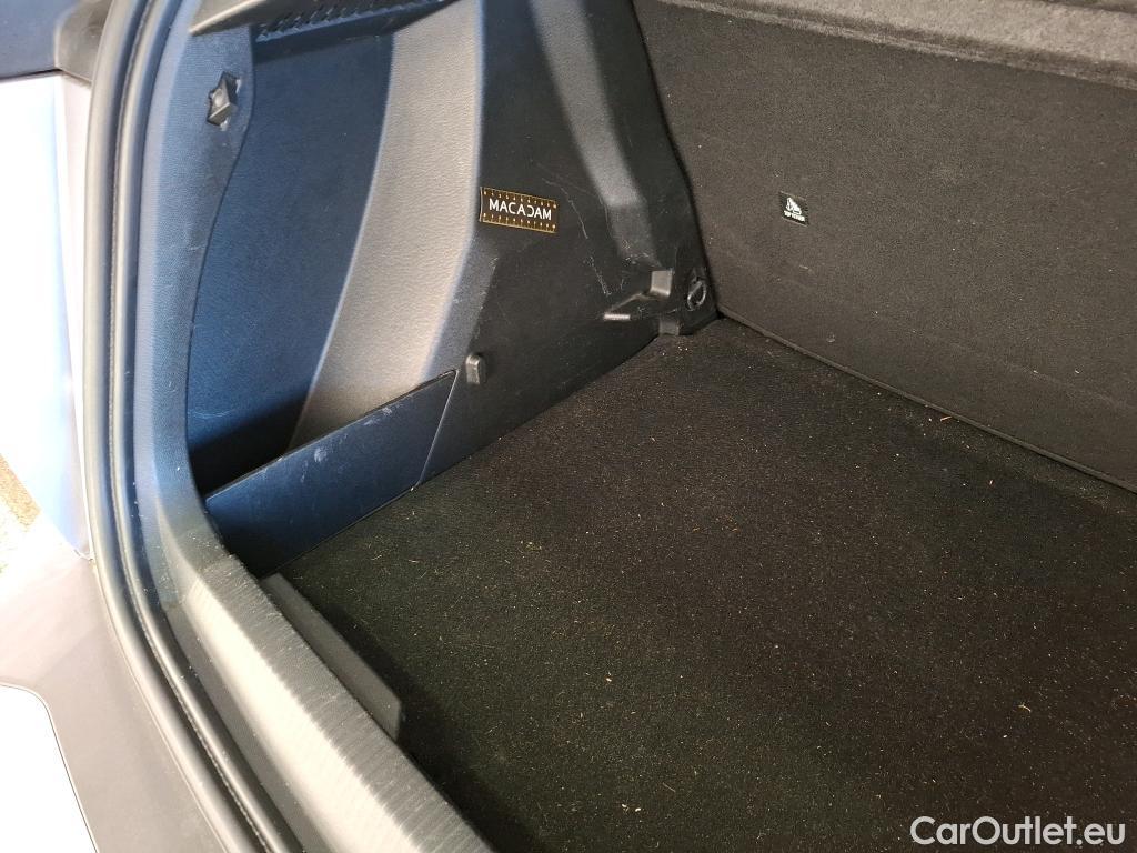  Peugeot  2008  Active 1.2 PureTech 100CV BVM6 E6d #38