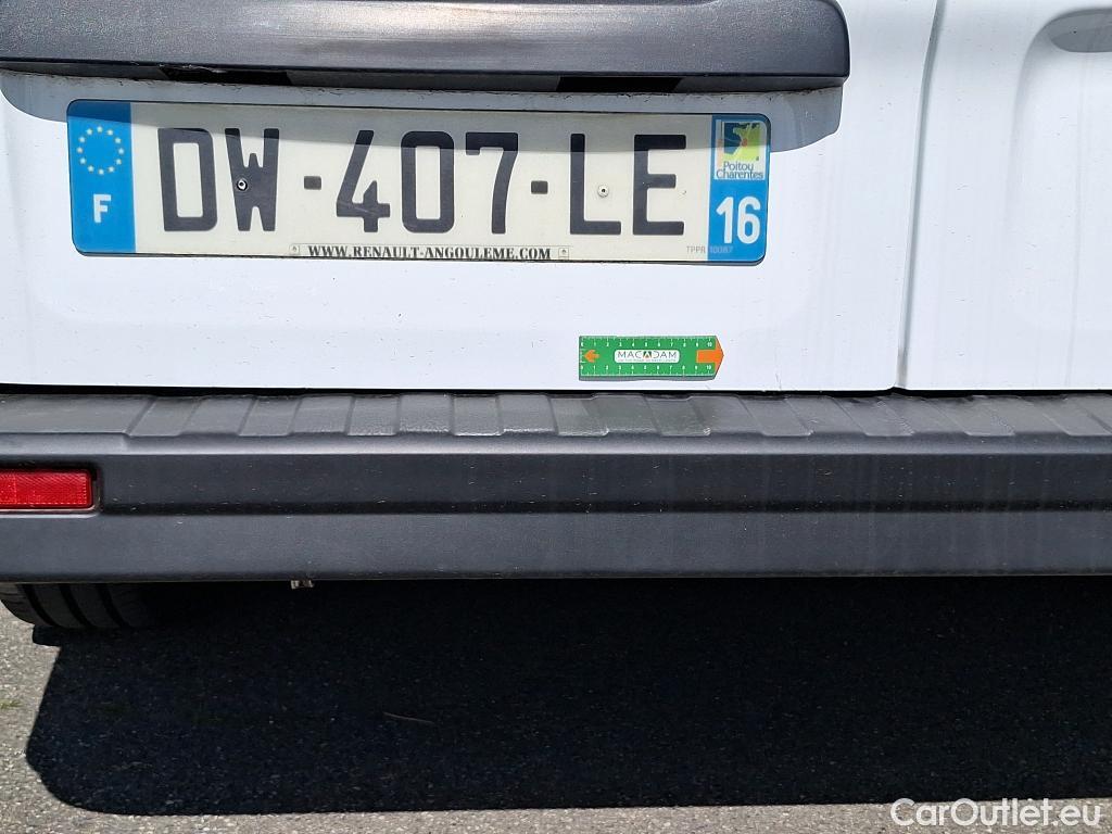 Renault  Trafic RENAULT  4p Combi Life L1 dCi 115 #9