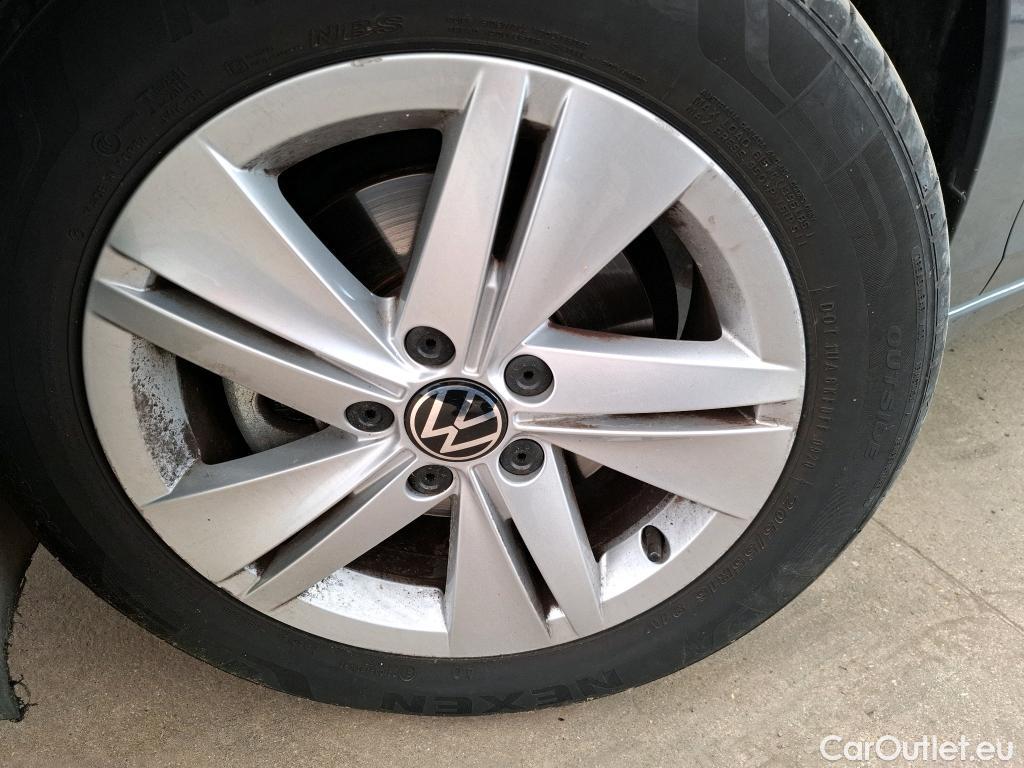  Volkswagen  Golf  VOLKSWAGEN / 2020 / 5P / Berline 1.5 TSI ACT OPF 130 BVM6 Life Busi 1st #12