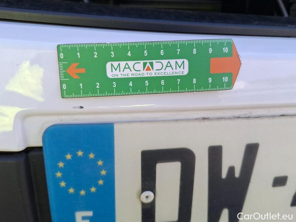  Renault  Trafic RENAULT  4p Combi Life L1 dCi 115 #33
