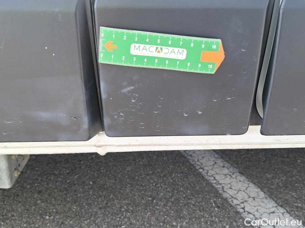  Renault  Trafic RENAULT  4p Combi Life L1 dCi 115 #23