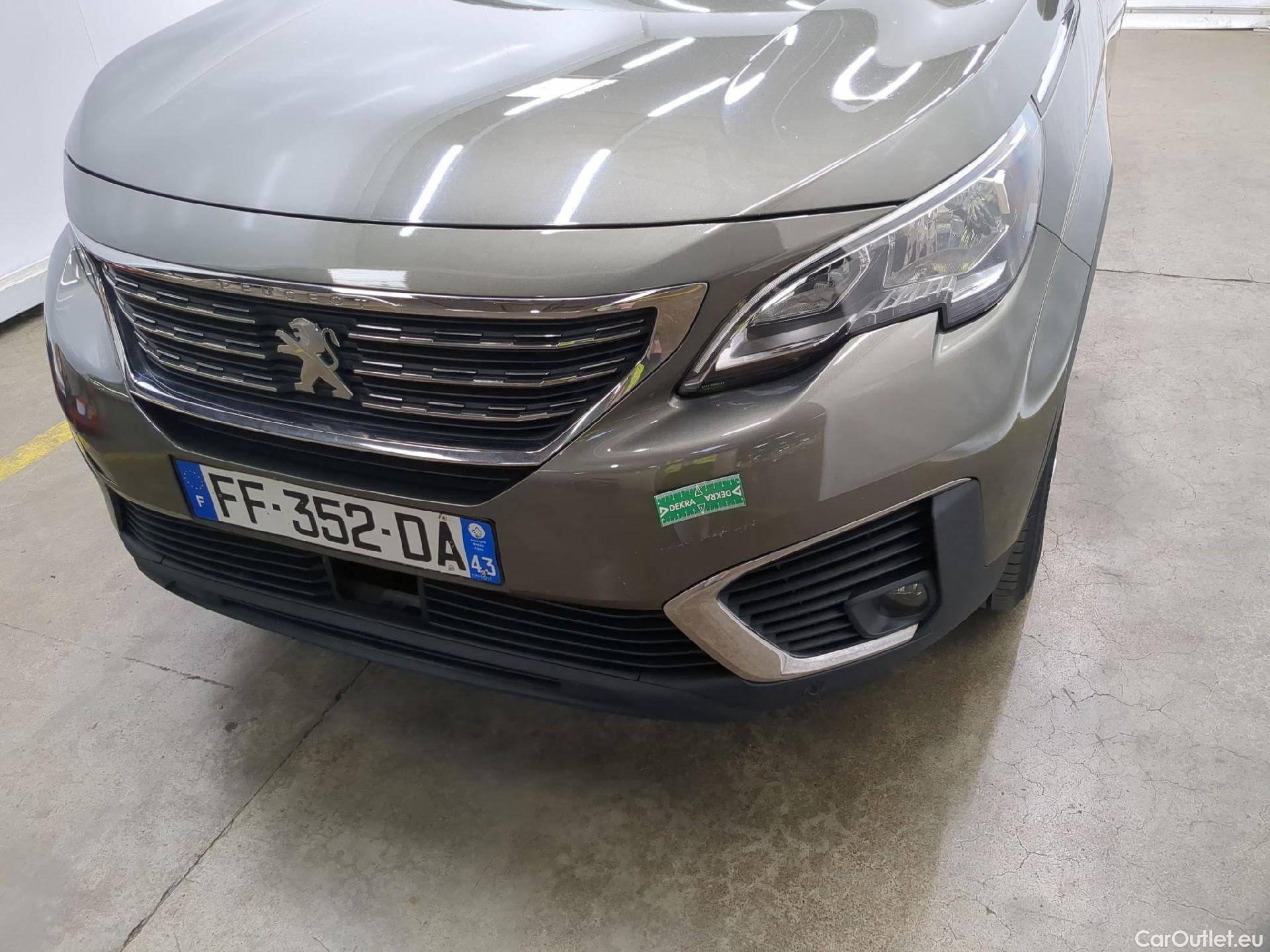 Peugeot  5008  Active Business 1.5 HDi 130CV BVA8 E6dT #48