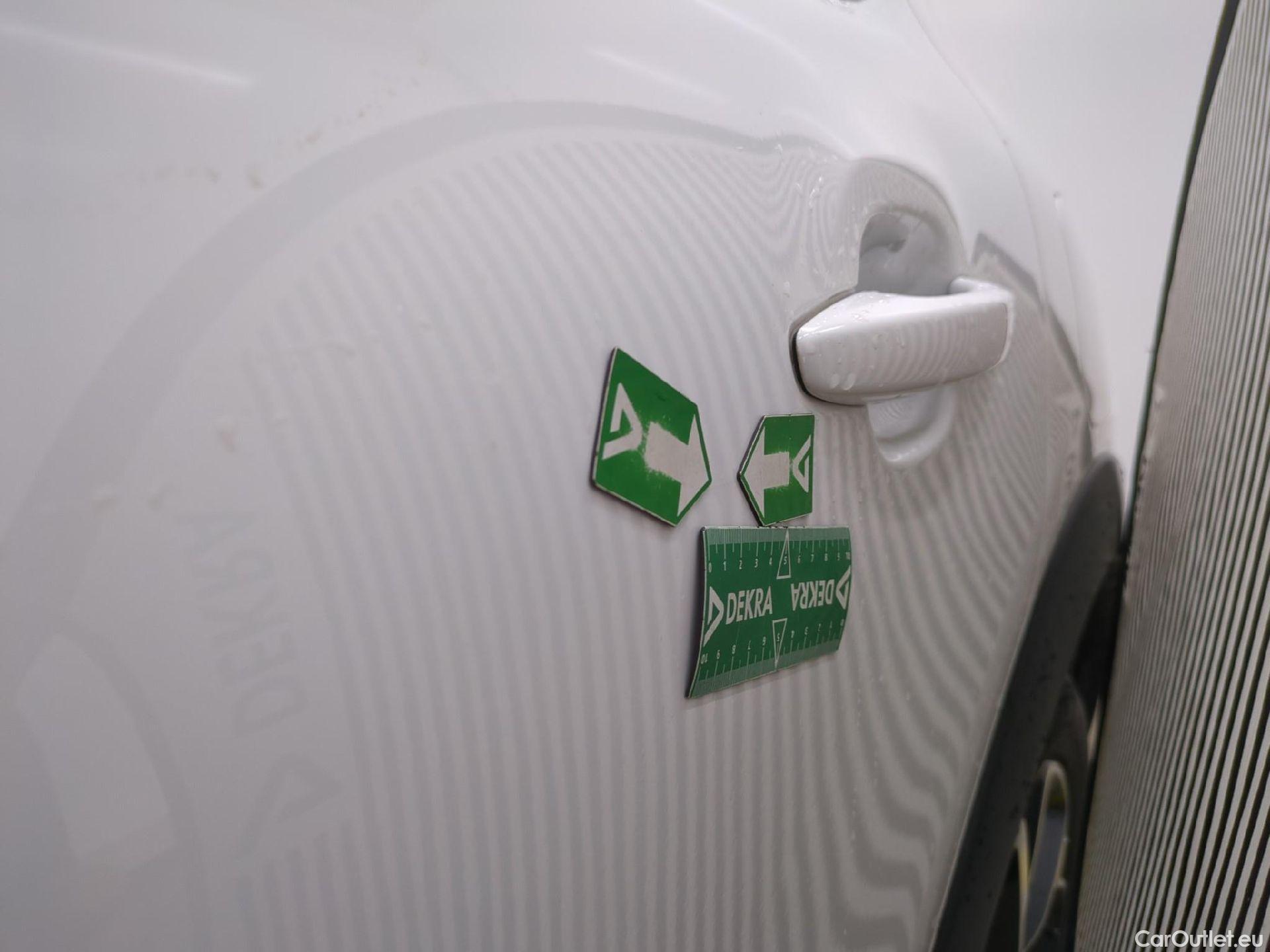  Citroen  C3  Shine 1.2 PureTech 110CV BVM6 E6d #11