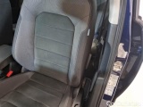  Volkswagen  Golf  VOLKSWAGEN / 2017 / 5P / BERLINA 1.6 TDI EXECUTIVE BMT #139