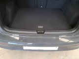  Volkswagen  Golf  VOLKSWAGEN / 2019 / 5P / BERLINA 2.0 TDI SCR 85KW LIFE DSG #82
