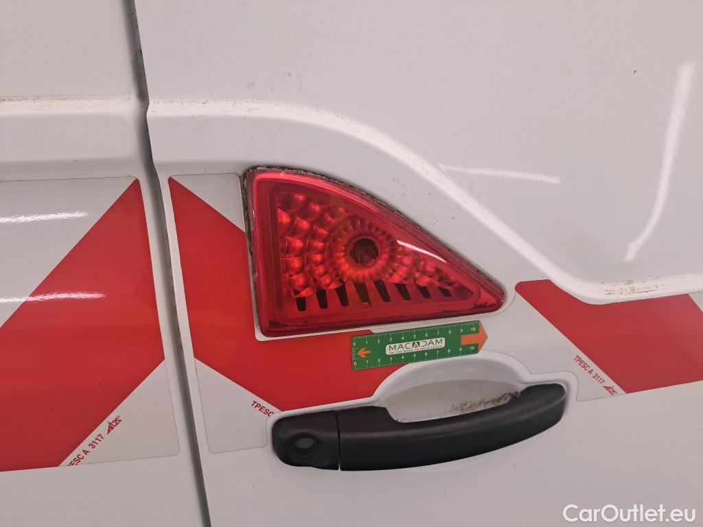  Renault  Master RENAULT  VU 4p Fourgon FG GCf Trac F3500 L2H2 Energy dCi 145 E6 #14